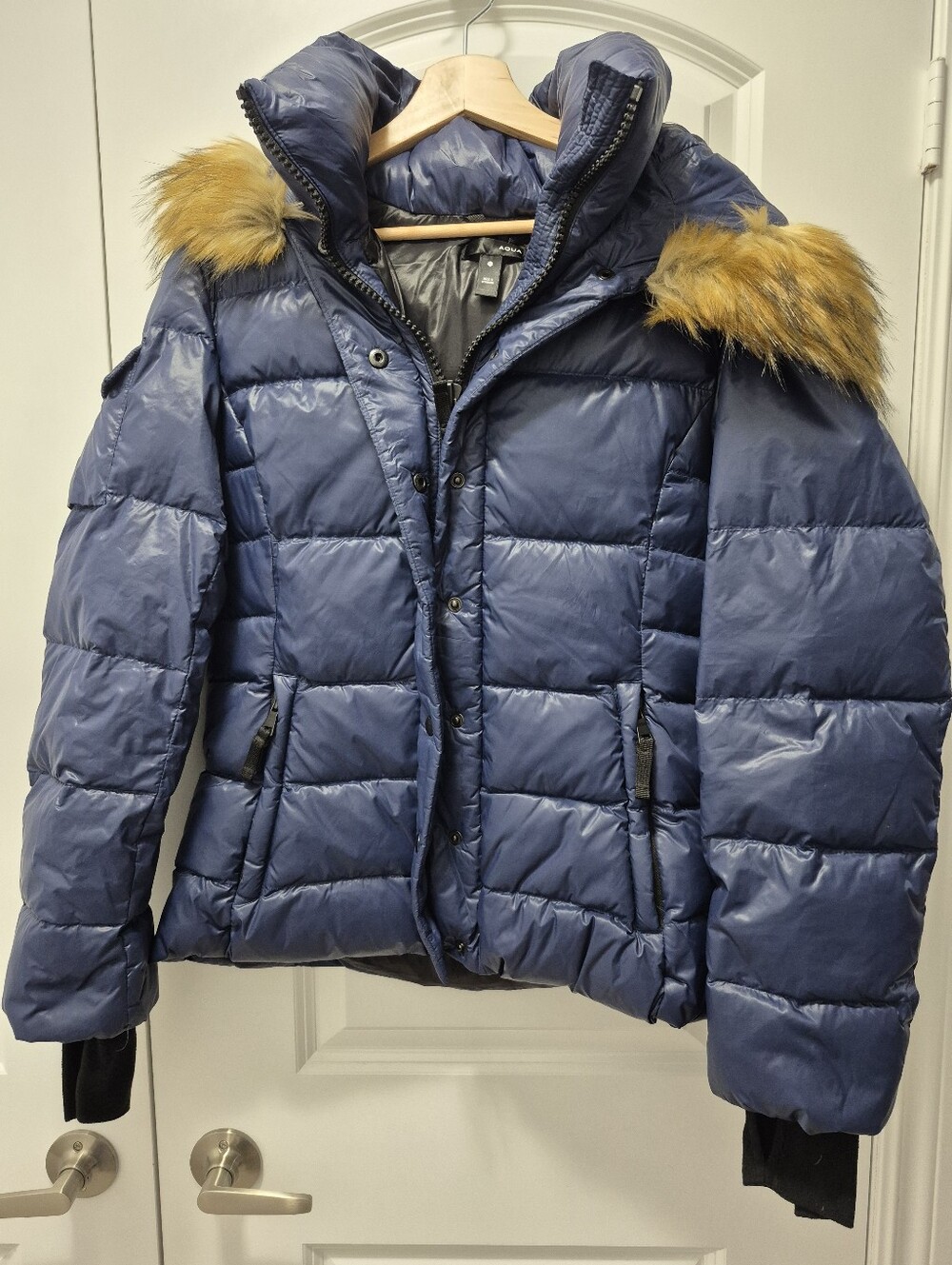 Aqua Navy blue puffer jacket, size medium